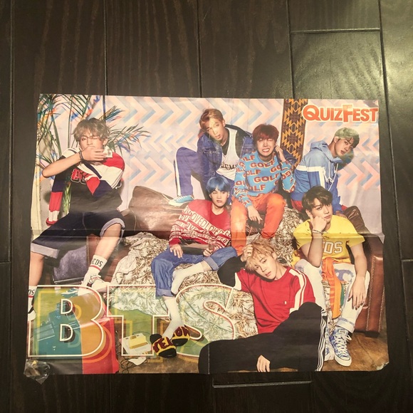 BTS 9 Magazines - Picture 5 of 11